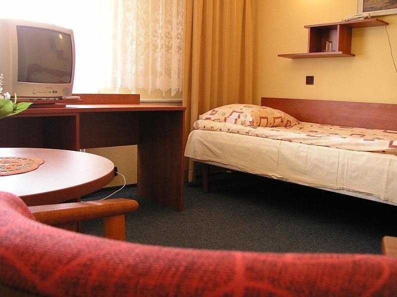 Hotel Lech Gniezno Camera foto