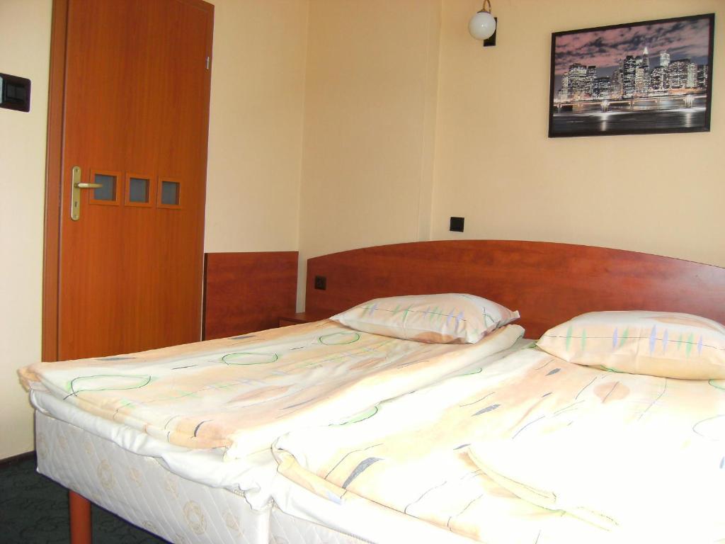 Hotel Lech Gniezno Camera foto