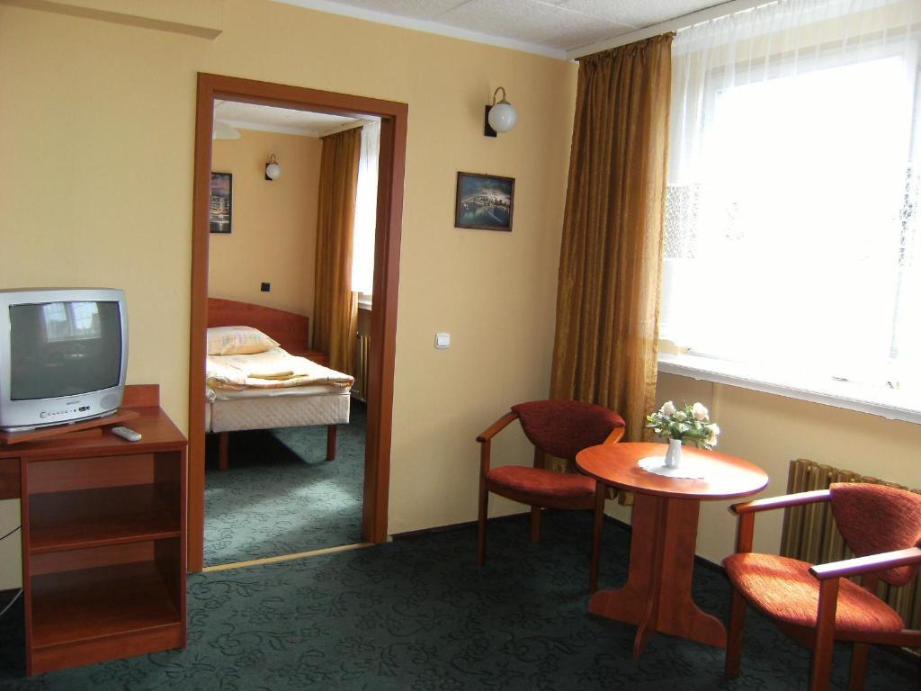 Hotel Lech Gniezno Camera foto
